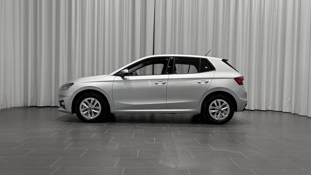 Skoda Fabia 2025 – bild 2