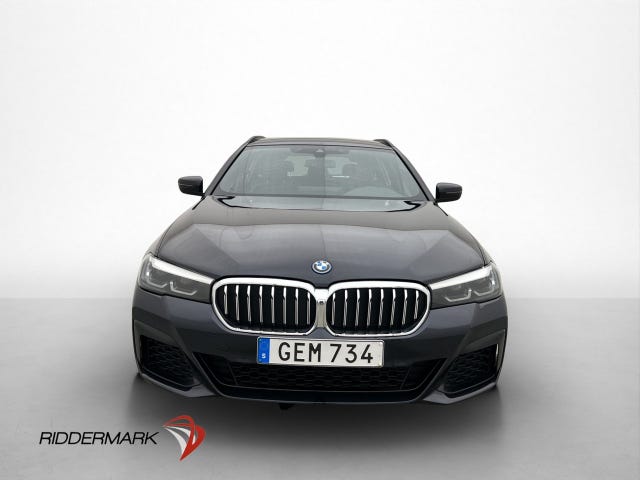 BMW 530e 2023 – bild 2