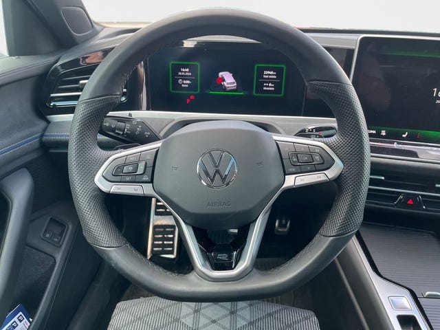 Volkswagen Passat 2025 – bild 4