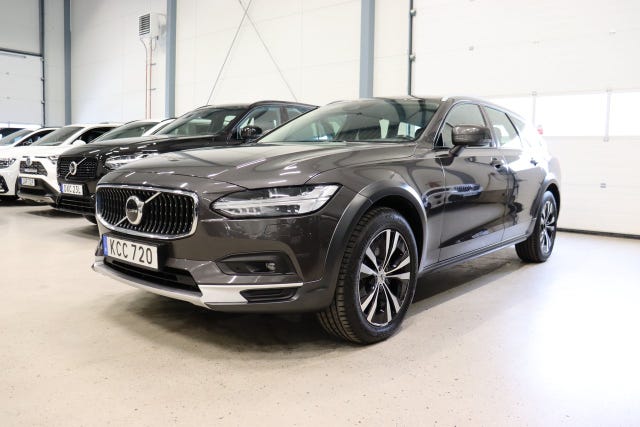 Volvo V90 Cross Country 2021