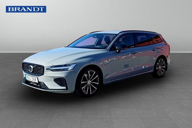 Volvo V60 2025