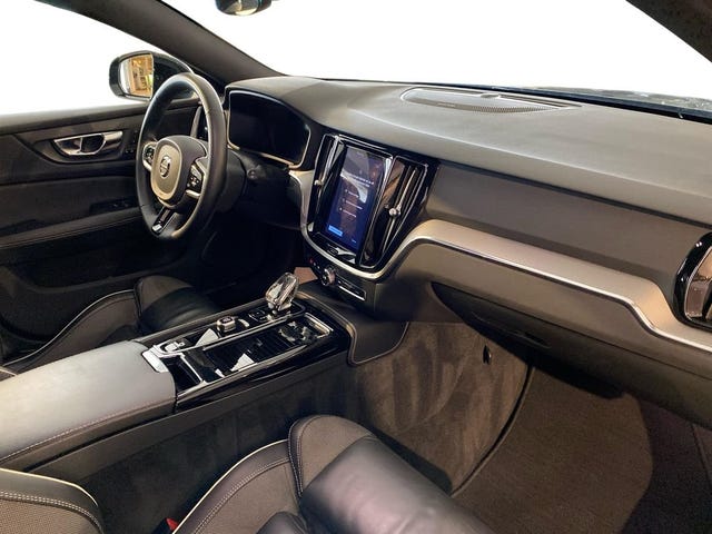 Volvo V60 2023 – bild 4