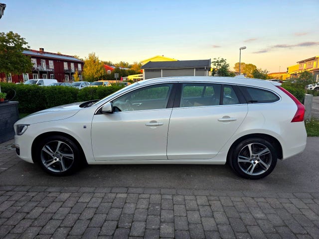 Volvo V60 2016 – bild 2