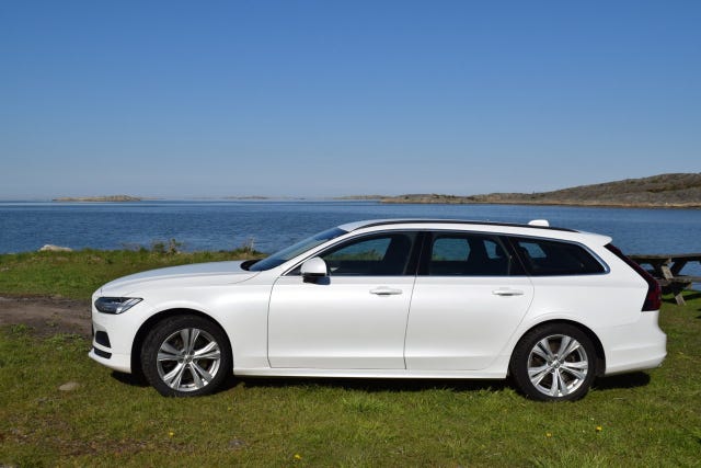 Volvo V90 2023