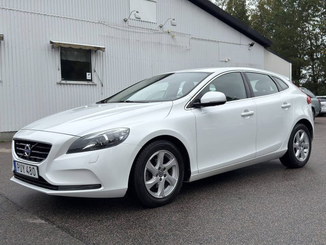Volvo V40 2015