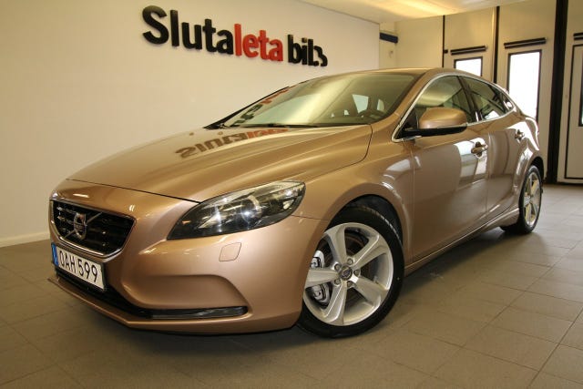 Volvo V40 2014