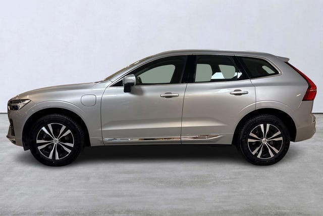 Volvo XC60 2025 – bild 2