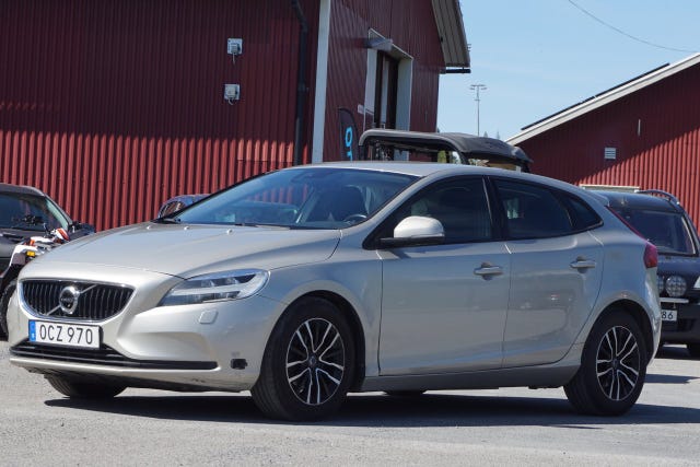 Volvo V40 2017
