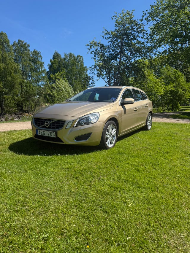 Volvo V60 2011