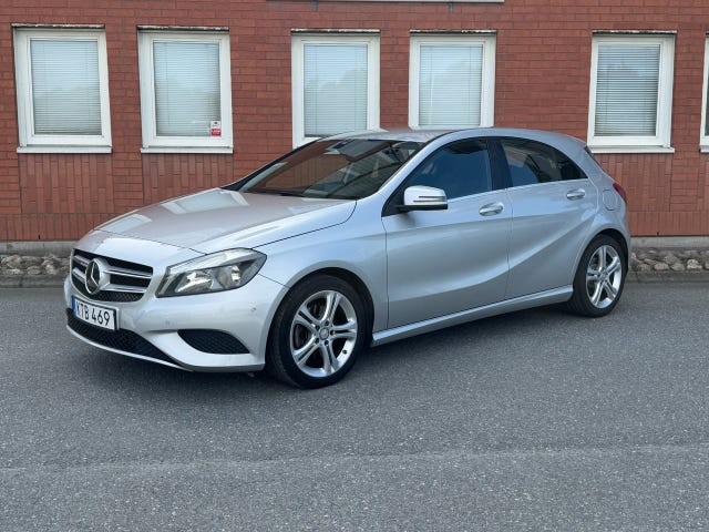 Mercedes-Benz A180 2015