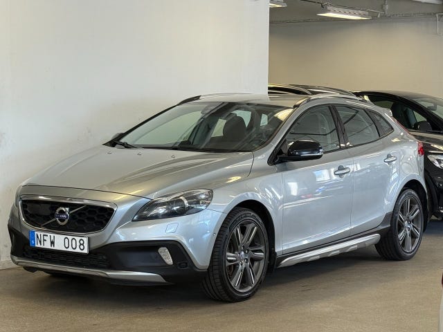 Volvo V40 Cross Country 2013