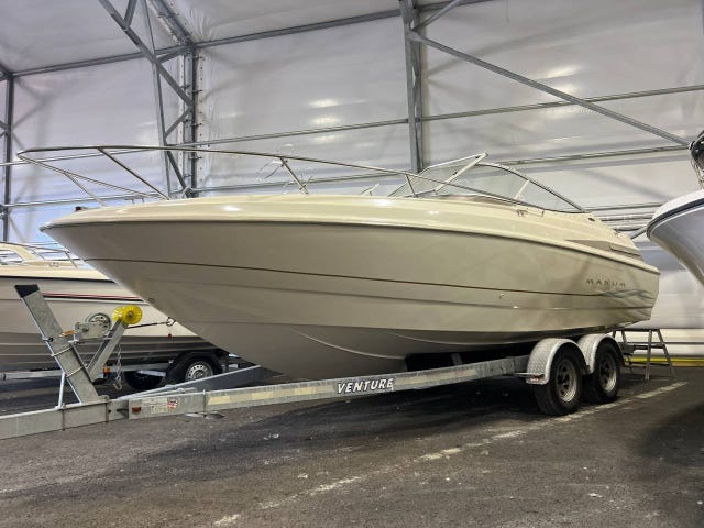 Maxum 2300dc Mercuirser 5,7 1999 inkl trailer!