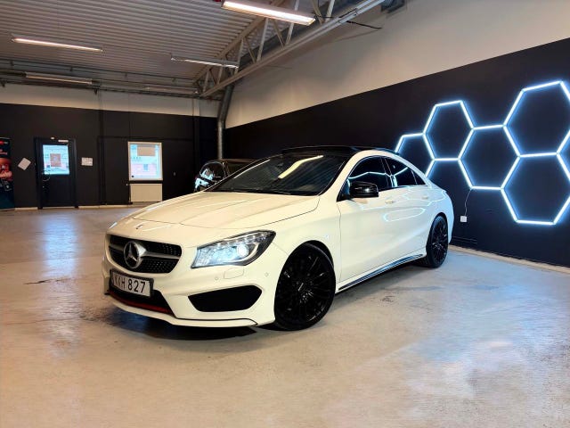 Mercedes-Benz CLA 200 2015