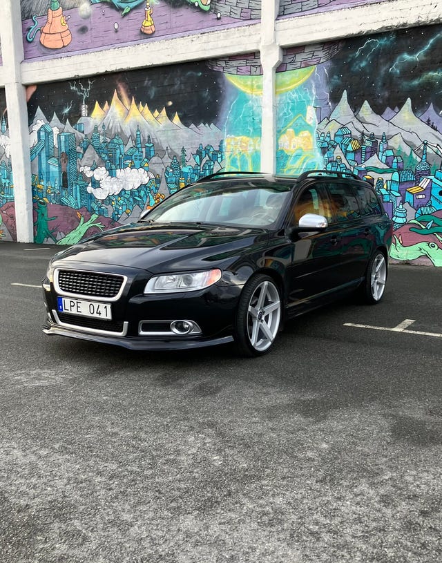 Volvo V70 2011