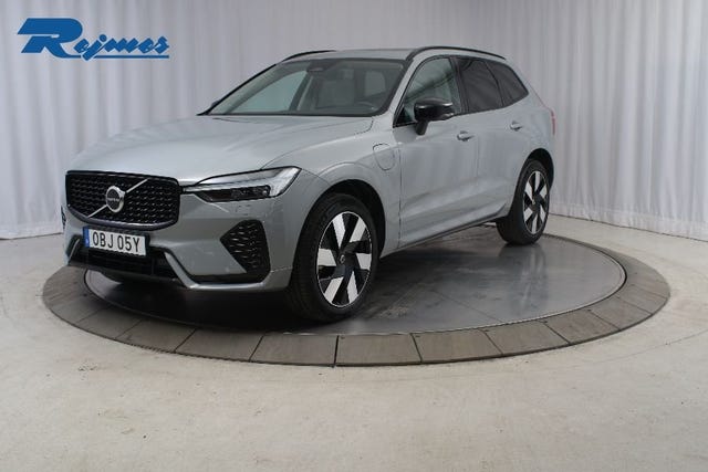 Volvo XC60 2025