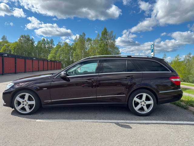 Mercedes-Benz E350 2010 – bild 4