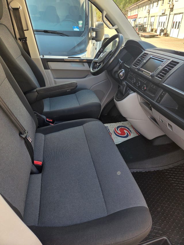 Volkswagen Transporter 2017 – bild 3