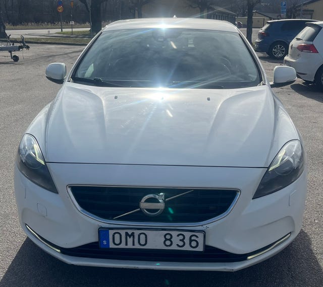 Volvo V40 2014
