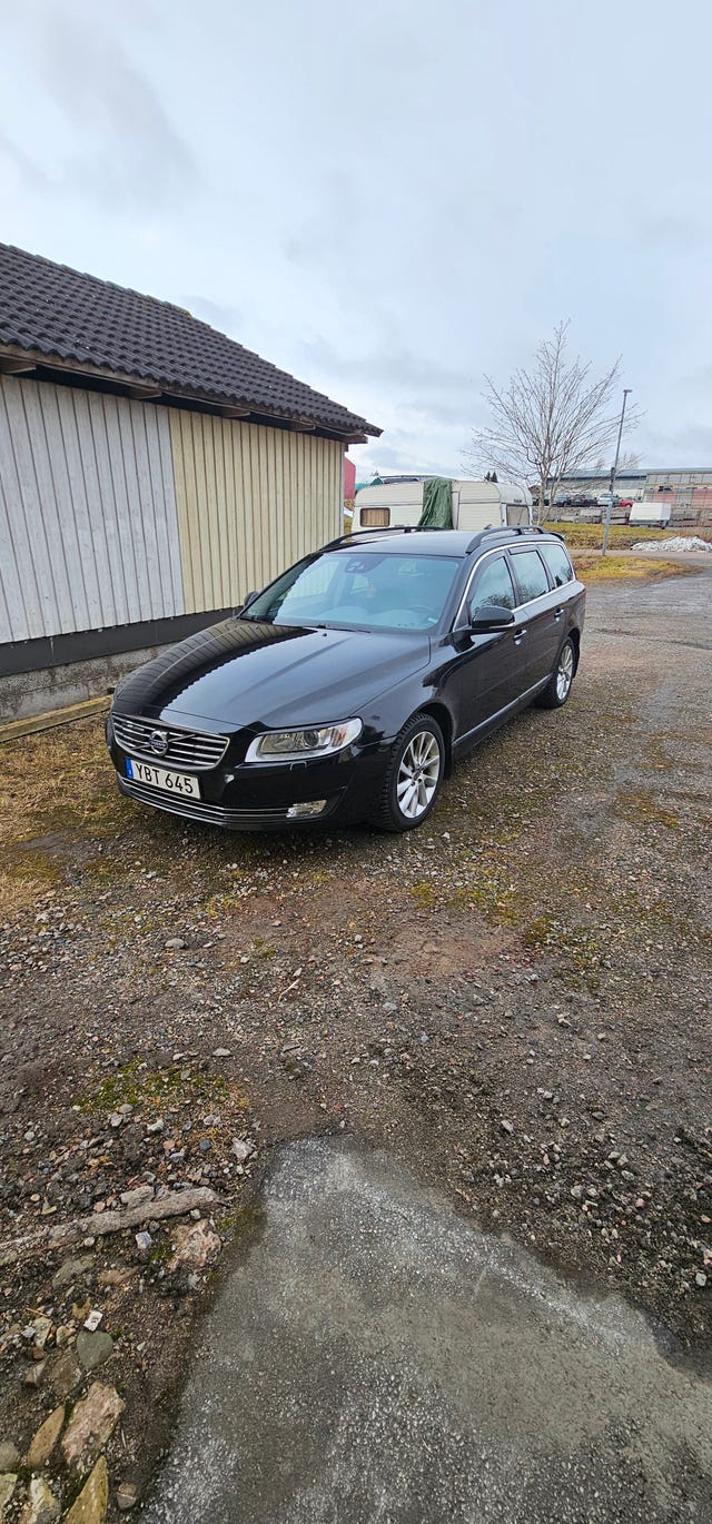 Volvo V70 2016