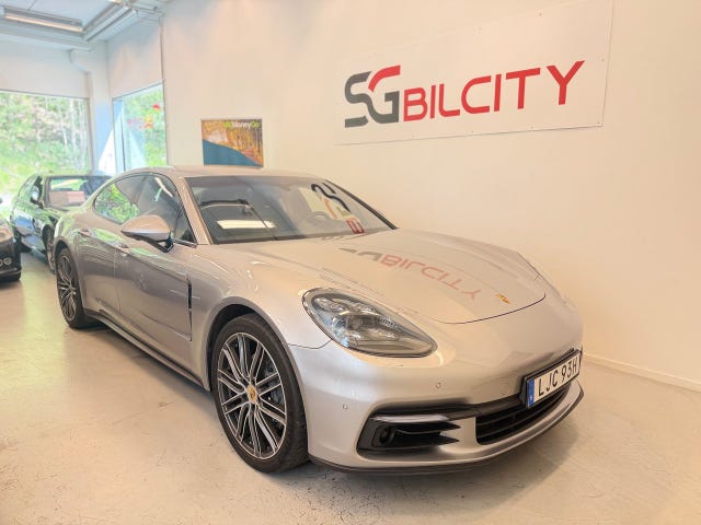 Porsche Panamera 4S 2017
