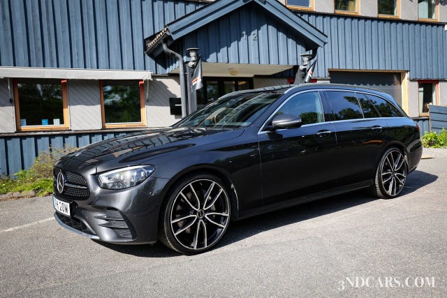 Mercedes-Benz E400 2021