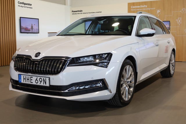 Skoda Superb 2022