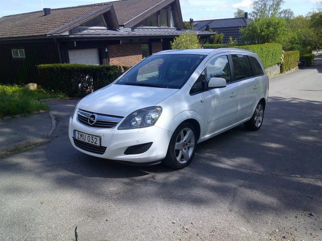 Opel Zafira 2012