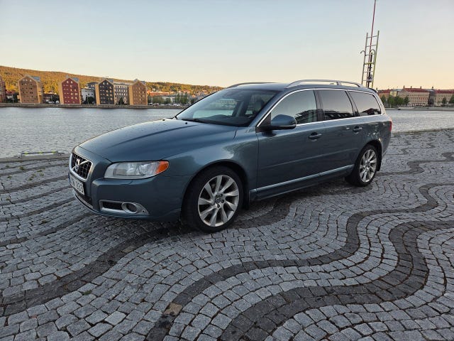 Volvo V70 2012 – bild 2