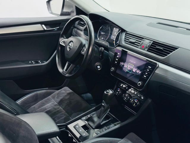 Skoda Superb 2018 – bild 4
