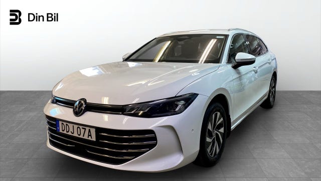 Volkswagen Passat 2025