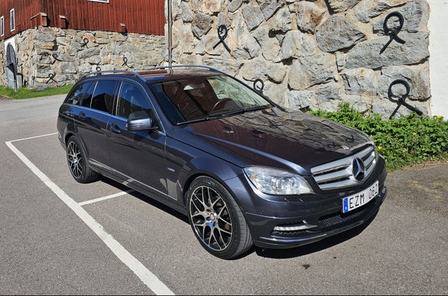 Mercedes-Benz C 180 2011