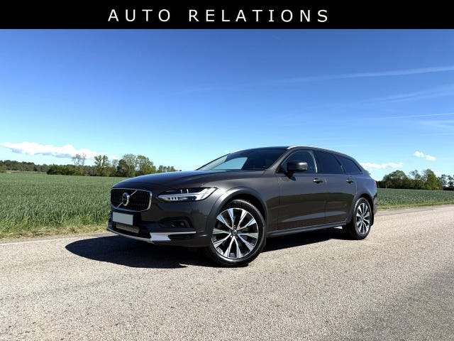 Volvo V90 Cross Country 2022
