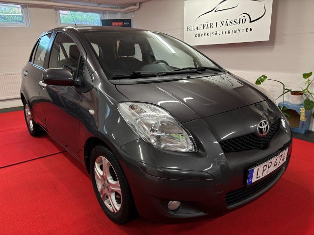 Toyota Yaris 2011