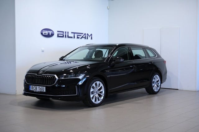 Skoda Superb 2025