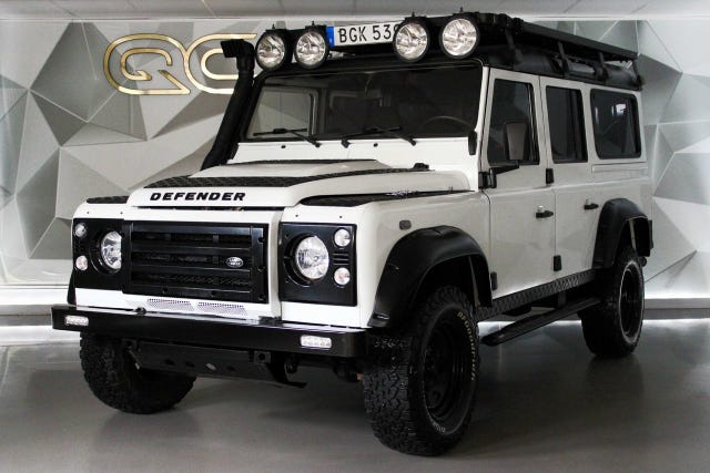 Land Rover Defender 110 2011