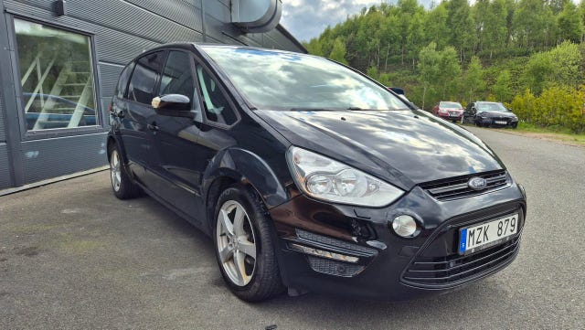 Ford S-MAX 2013