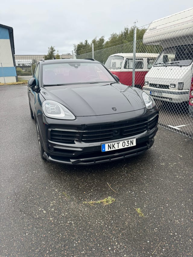 Porsche Cayenne 2021