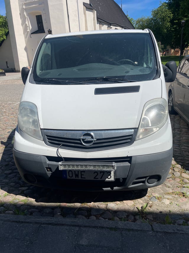 Opel Vivaro 2011