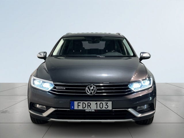 Volkswagen Passat Alltrack 2017 – bild 2