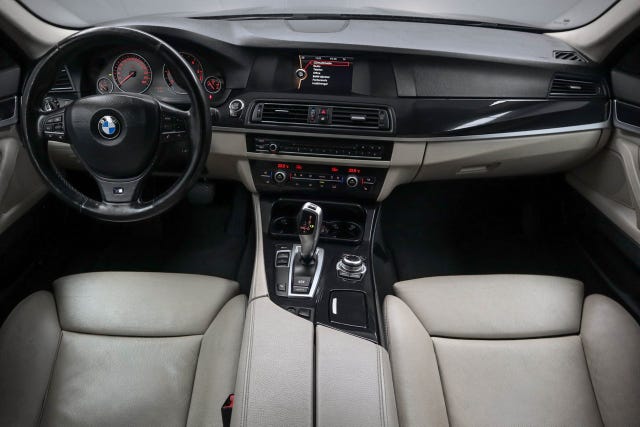 BMW 520d 2013 – bild 2