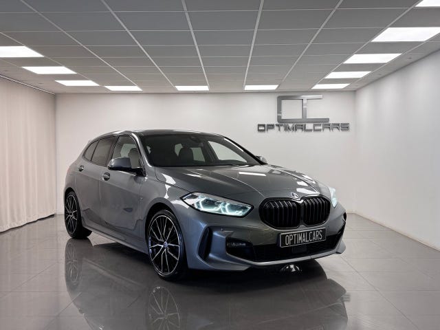 BMW 118i 2023
