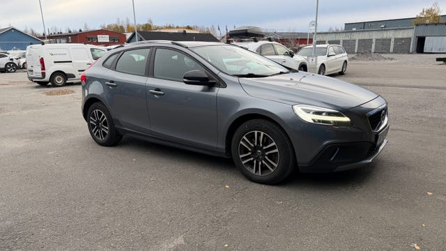 Volvo V40 Cross Country 2018