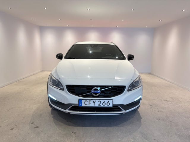 Volvo V60 Cross Country 2016 – bild 2