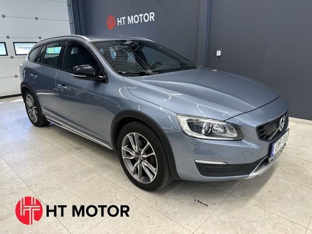 Volvo V60 Cross Country 2017