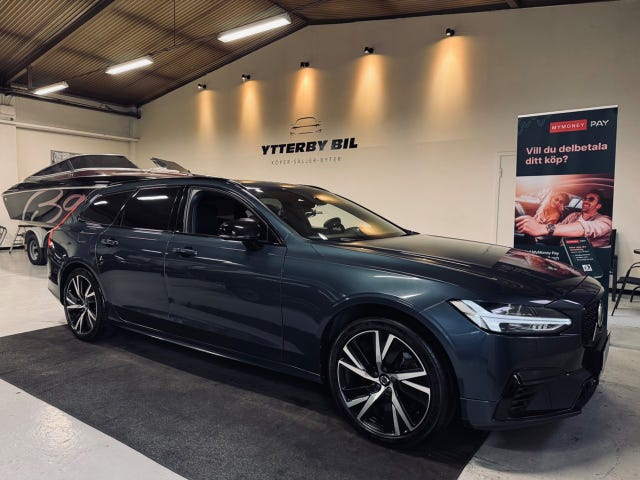 Volvo V90 2022