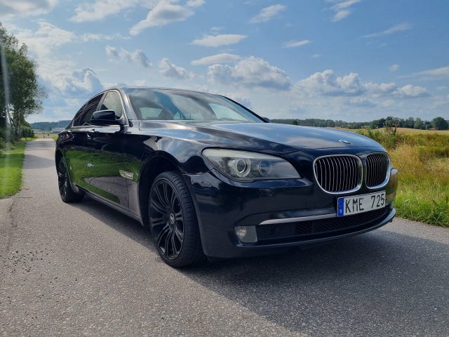 BMW 730 2010