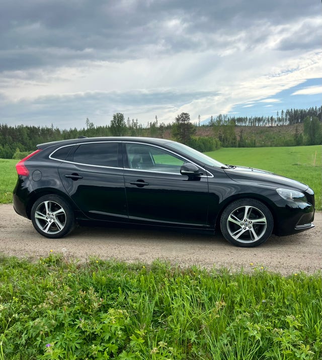Volvo V40 2015