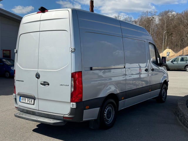 Mercedes-Benz Sprinter 317 2022