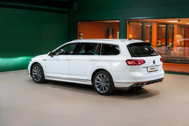 Volkswagen Passat 2022 – bild 3