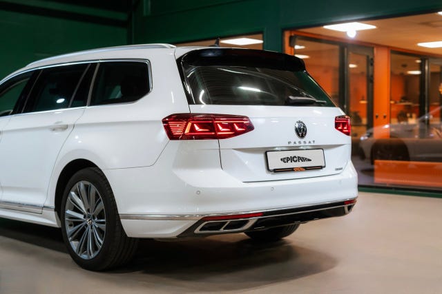 Volkswagen Passat 2022 – bild 4